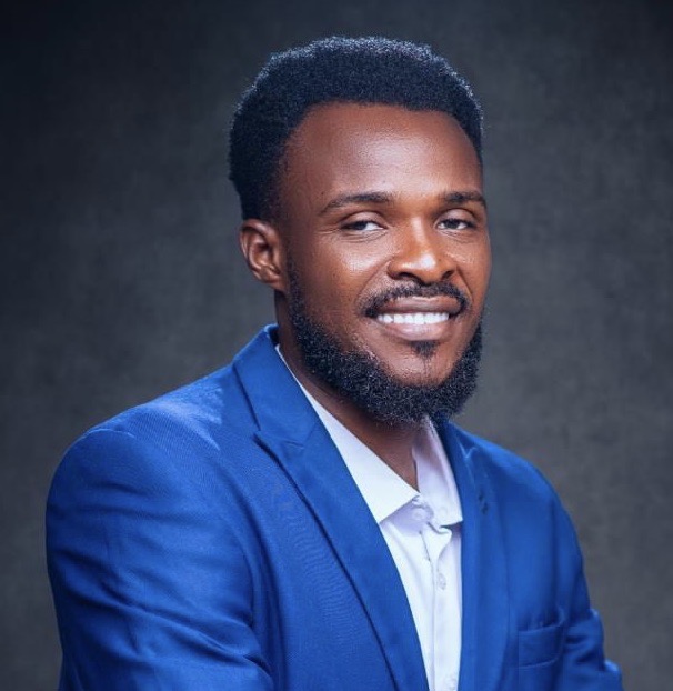 Artificial Intelligence and Strategic Disruptions in Public Relations. By Dr. Robert Ekat.